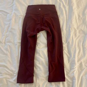 Lululemon Wunder Train High-Rise Capri Yoga Pant Leggings, Women Size 4, Maroon